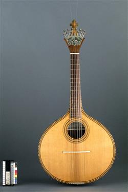 Guitare portugaise