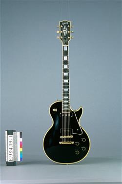 Guitare électrique modèle Les Paul Custom dit "Black Beauty" | Gibson