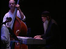 Extase et transe : nuit indienne. Terry Riley : In C | Terry Riley